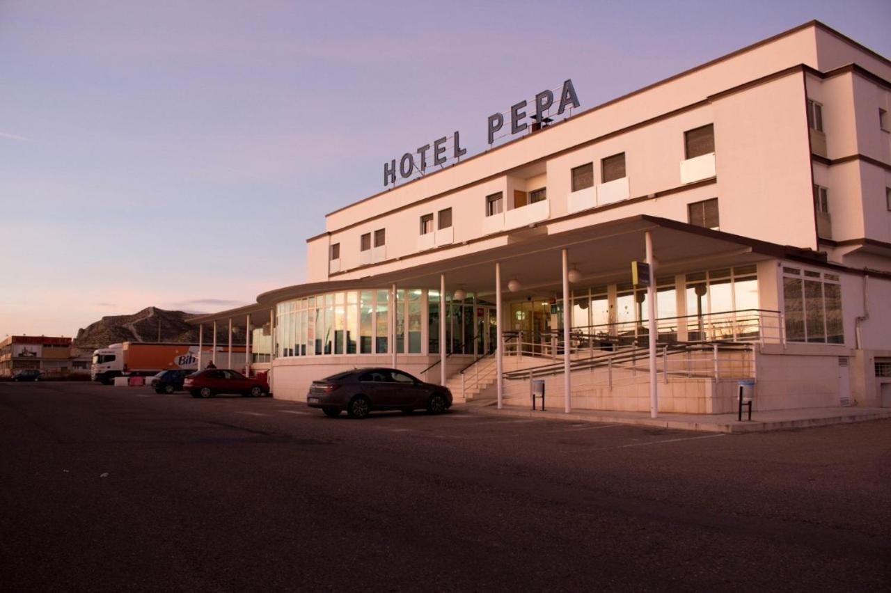 Villafranca de Ebro Hotel Pepa מראה חיצוני תמונה